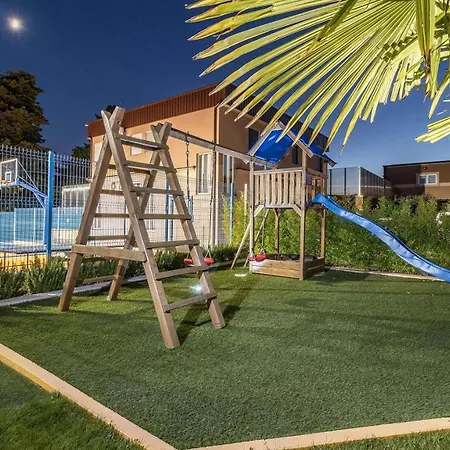 Istrakamen * Valtura